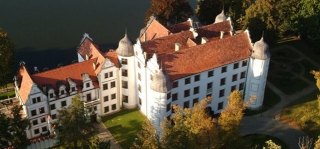 Slottshotellet Podewils i byn Krąg